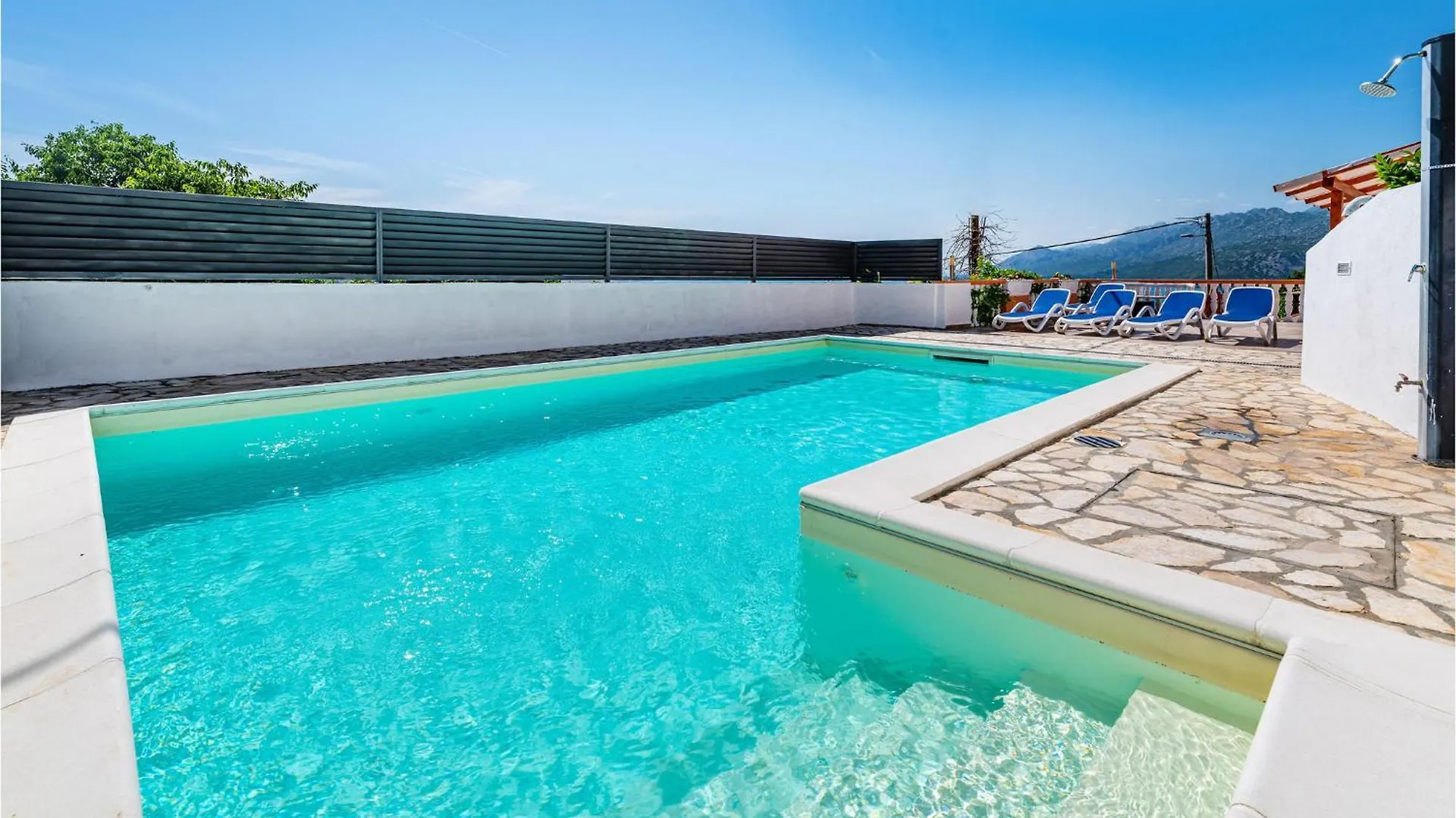 Casa vacanze Nice Home In Rovanjska With House Sea View