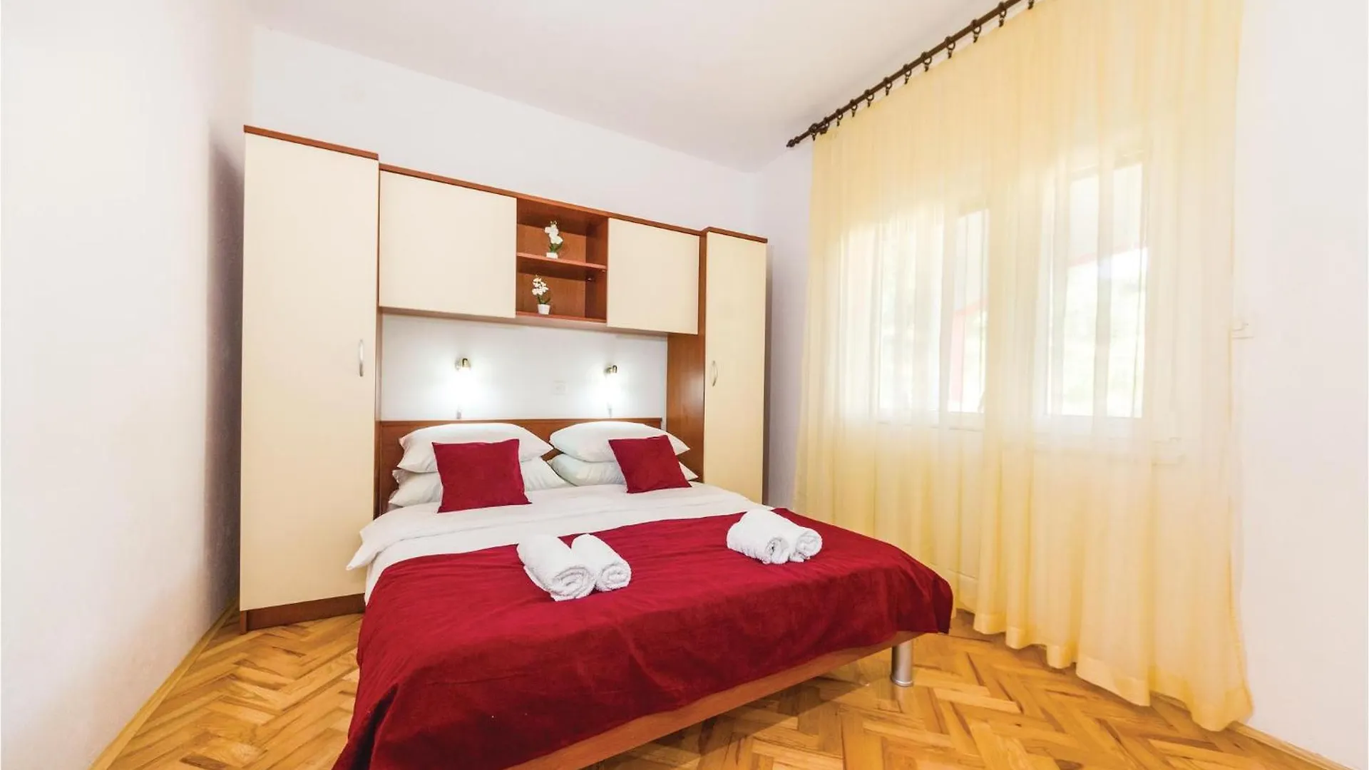 Nice Home In Rovanjska With House Sea View 0*,