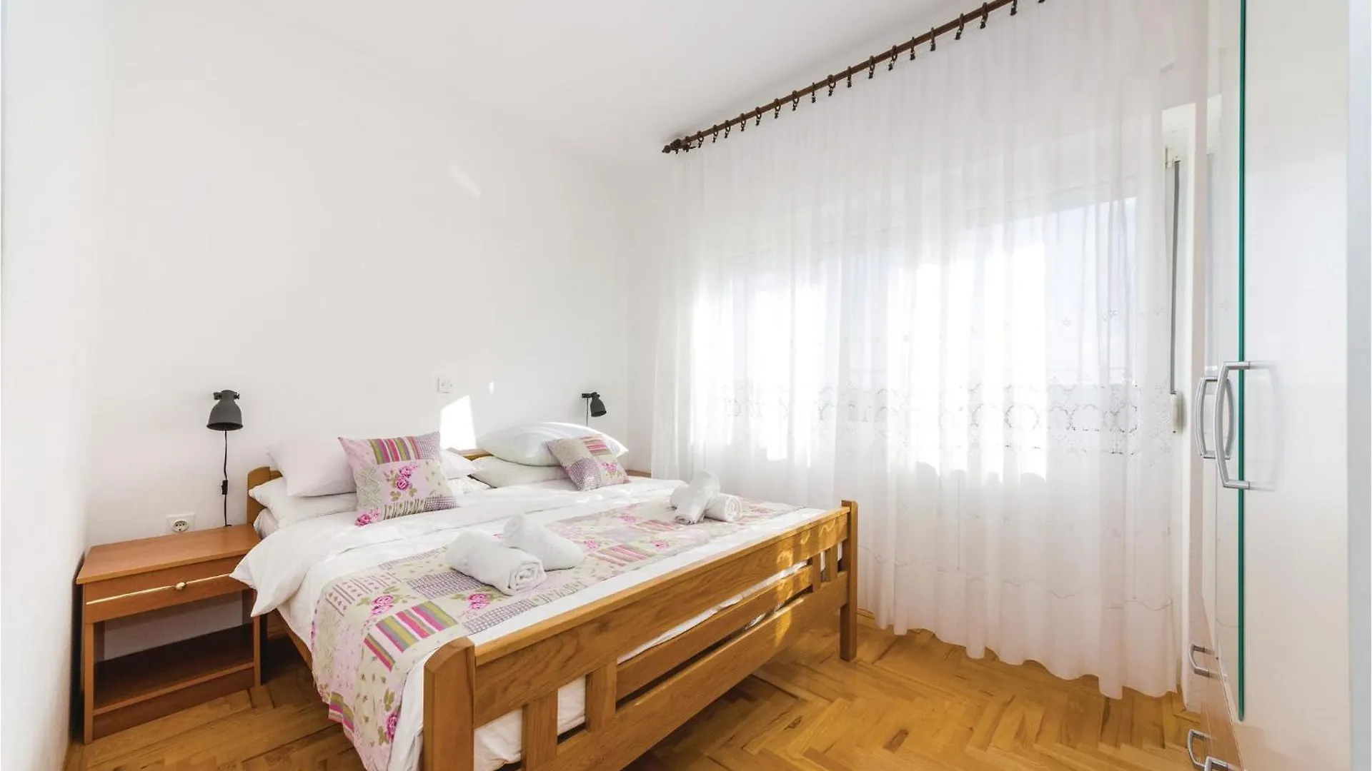 Casa vacanze Nice Home In Rovanjska With House Sea View Croazia